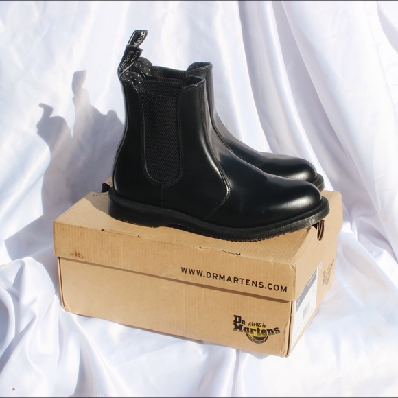 Dr. Martens Shoes - Doc marten boots